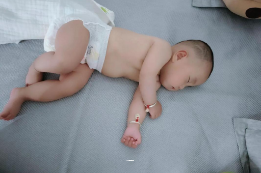 延安宝宝发烧可以喝牛奶吗